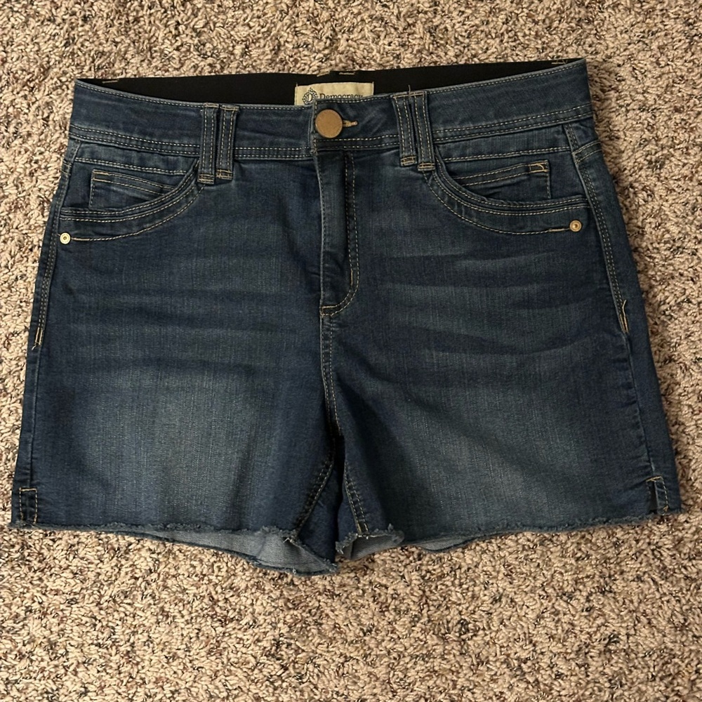 Democracy “Ab” technology Frayed End Bermuda Shorts Size 10